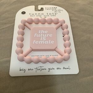 Tunno Tots The future is female